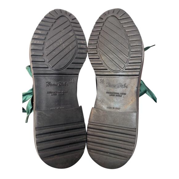 Chic Black Flats with Green Ribbon and Embroidery - Picture 8 of 8